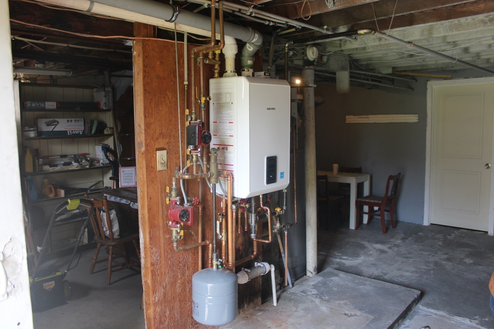10 Hollywood St Property Photo 23