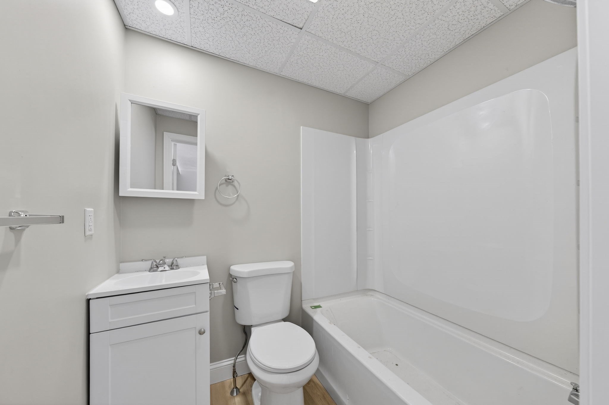 169 Grant St Property Photo 13