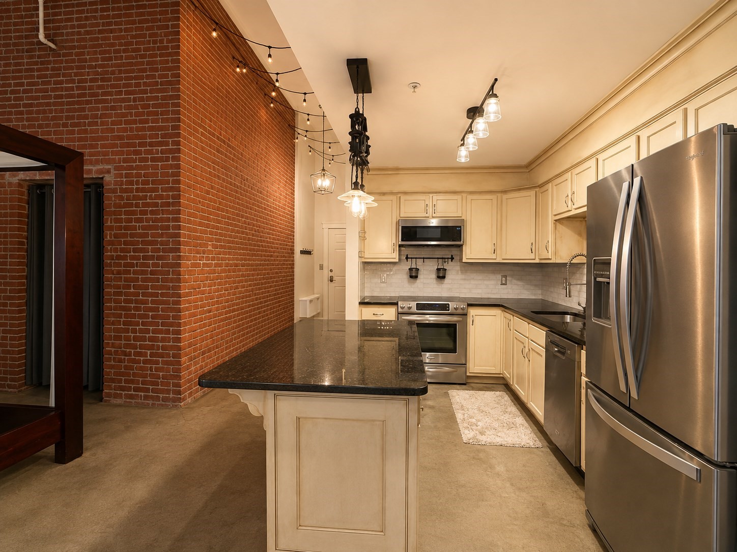 172 Middle St # 206 Property Photo 13