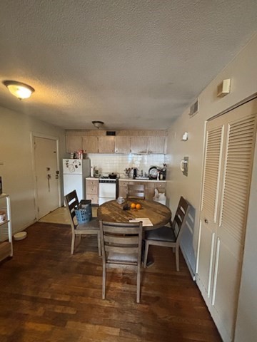 800 Hyde Park Ave # 30 Property Photo 3