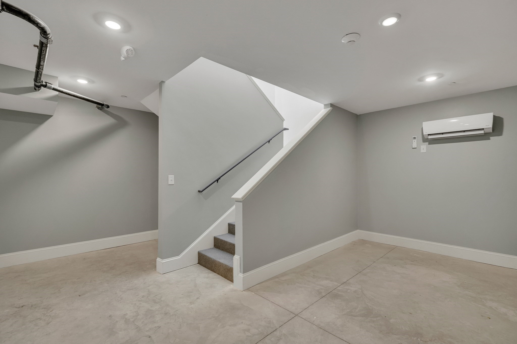 120 Brookside # C1 Property Photo 6