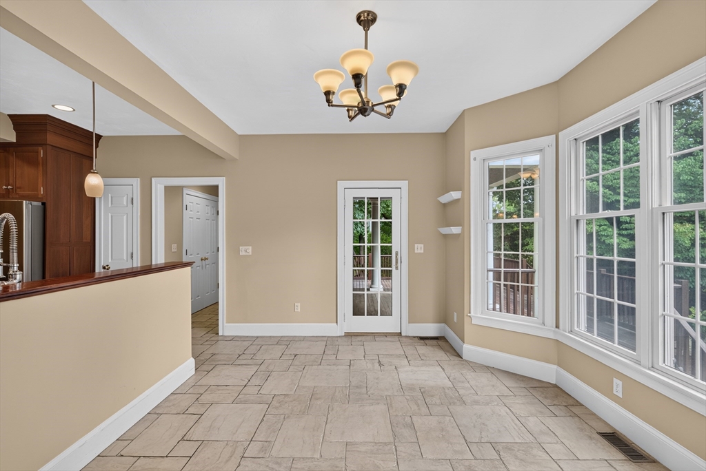 142 Holman St Property Photo 15