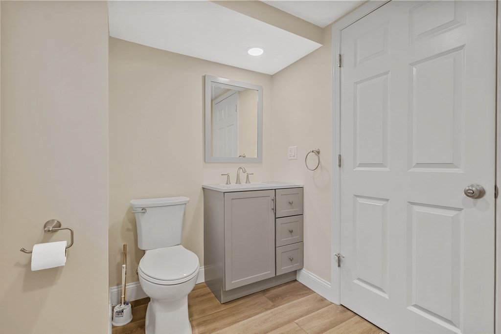 6 Dale St # 6 Property Photo 14