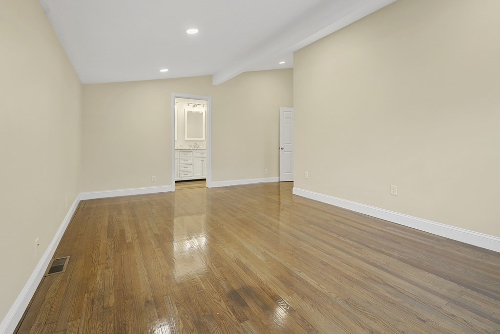 6 Dale St # 6 Property Photo 24