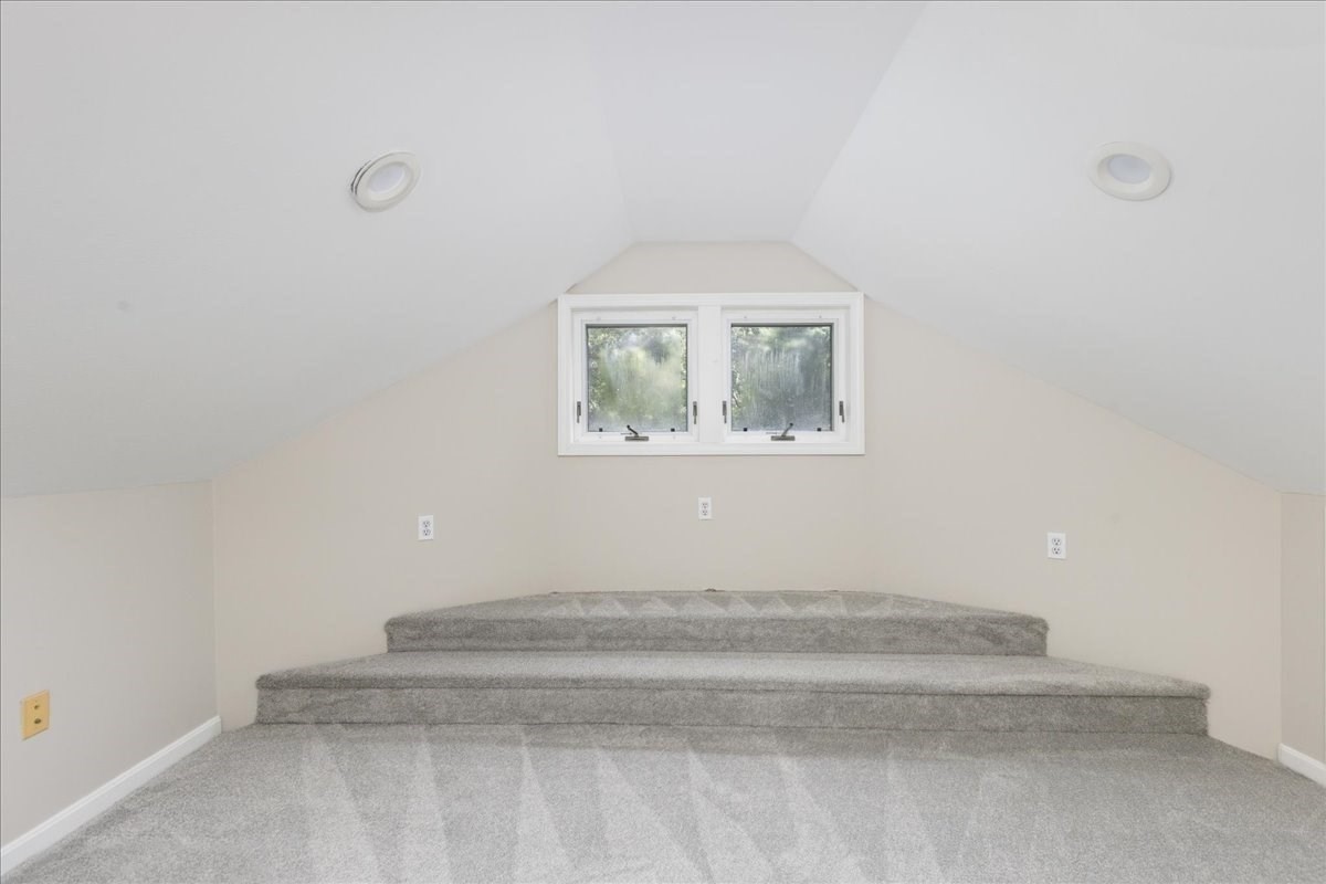 5 Line Brook Rd Property Photo 24