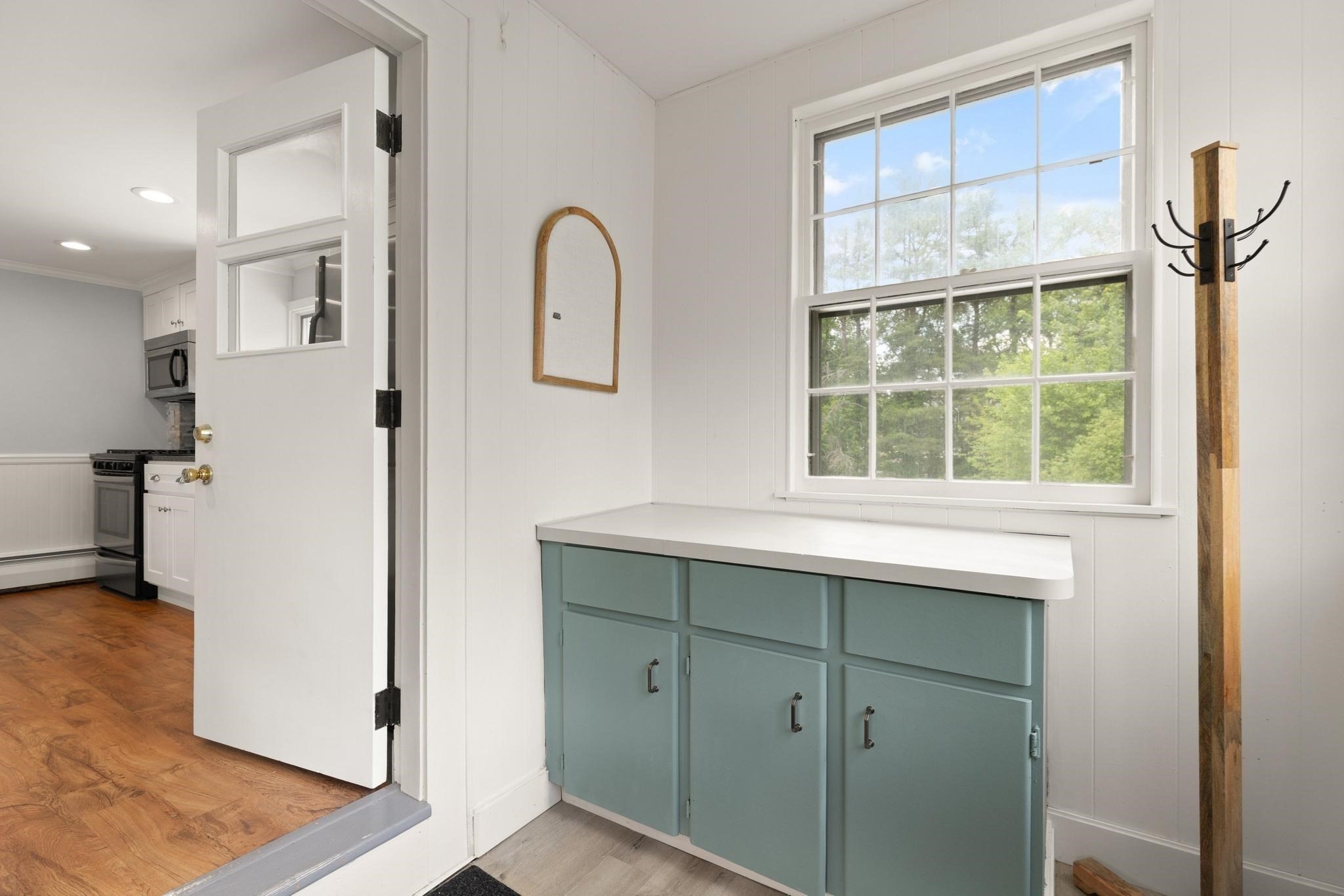 128 Rock Street Property Photo 3