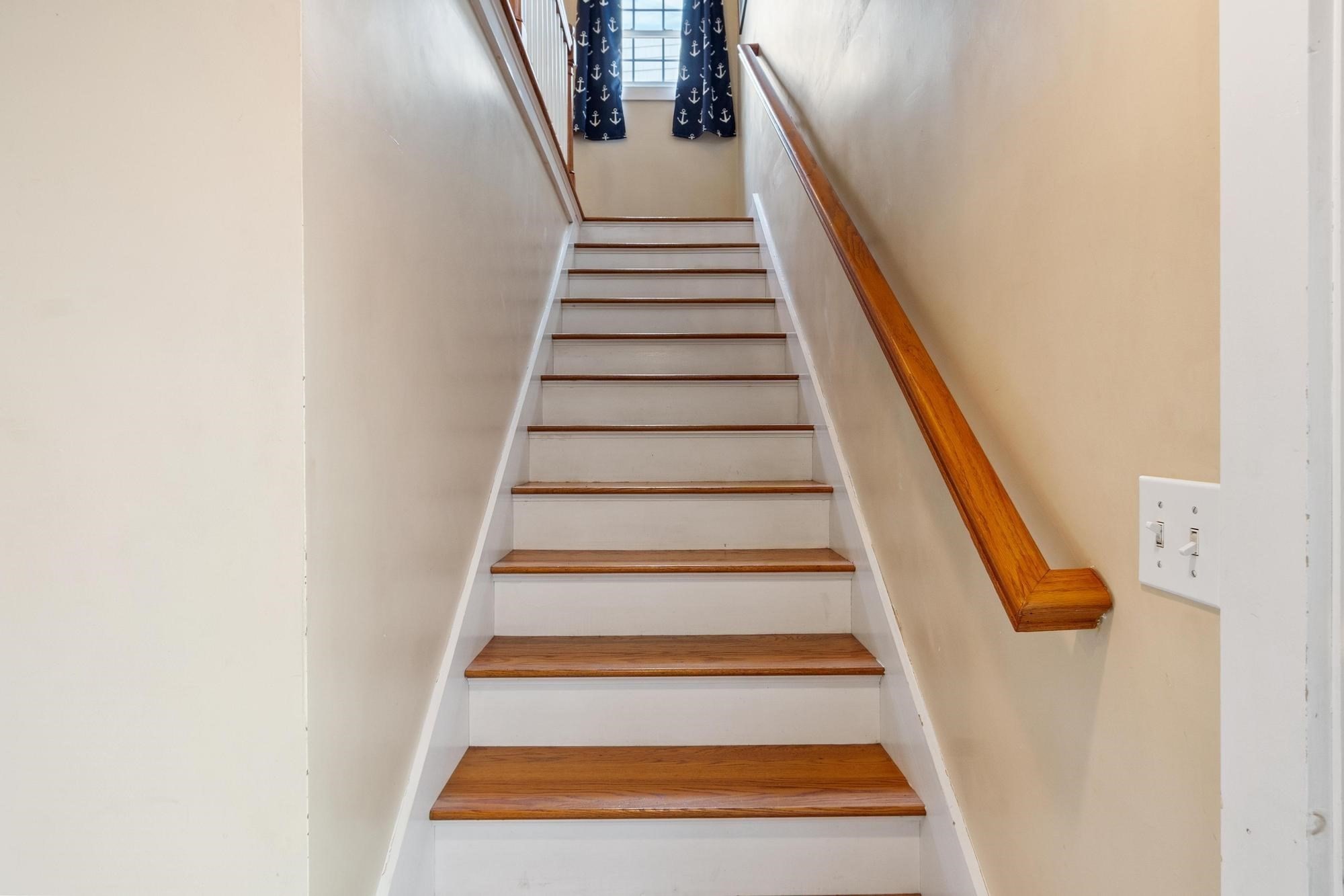 1 Pigeon Hill Court # B Property Photo 16