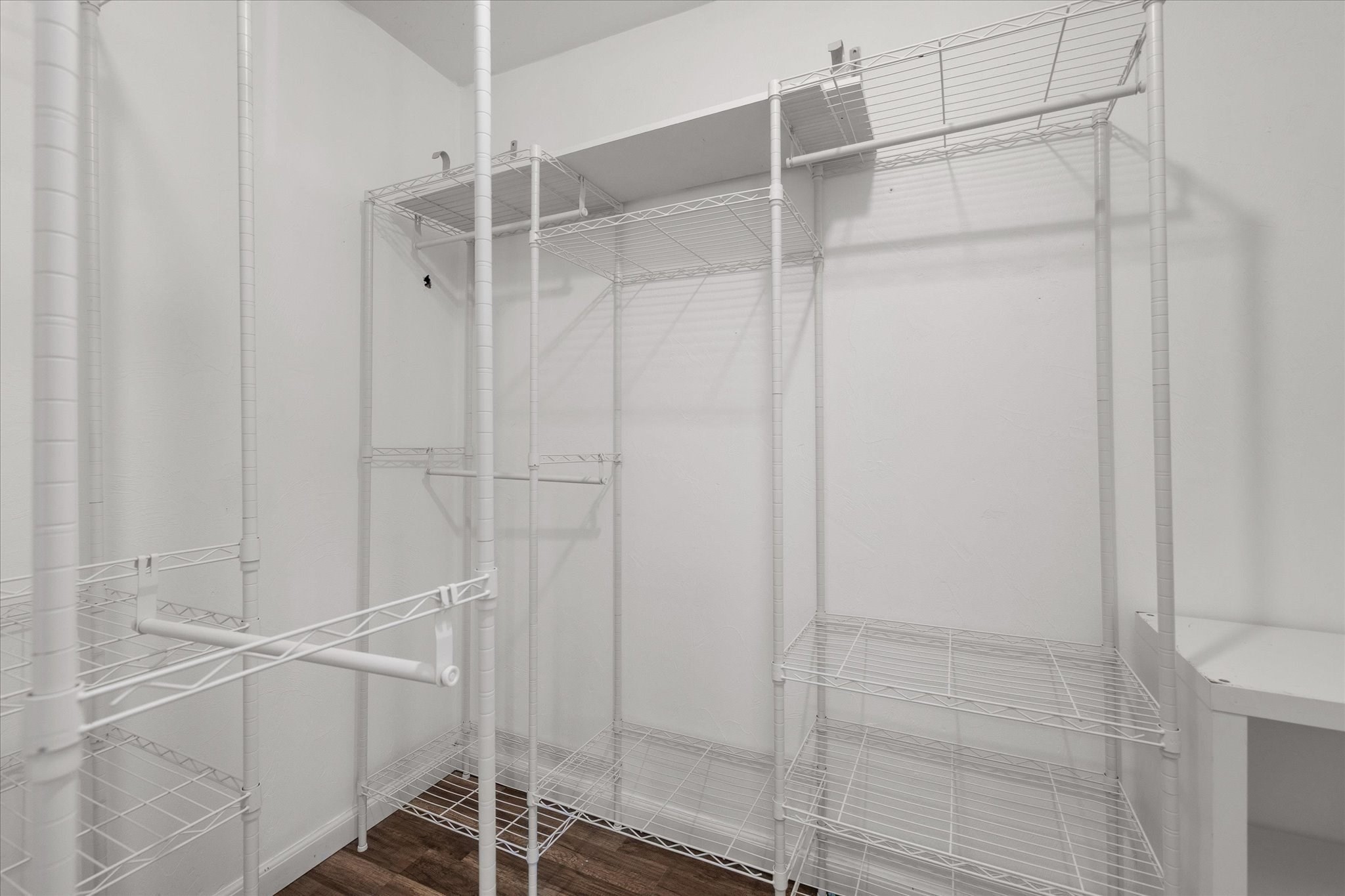 15 Gibbs St # G Property Photo 10
