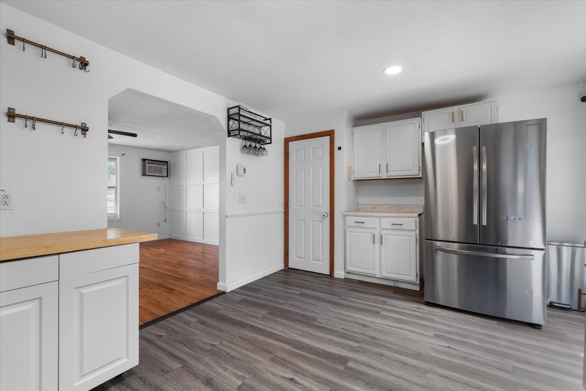 15 Gibbs St # G Property Photo 15