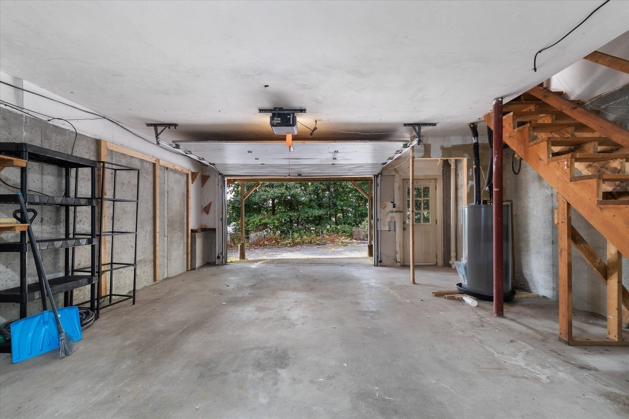 15 Gibbs St # G Property Photo 17