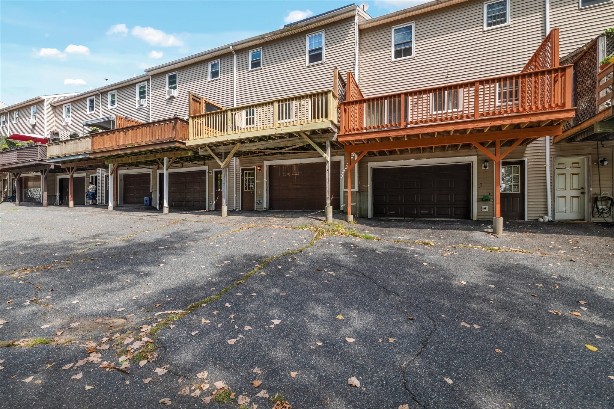 15 Gibbs St # G Property Photo 18
