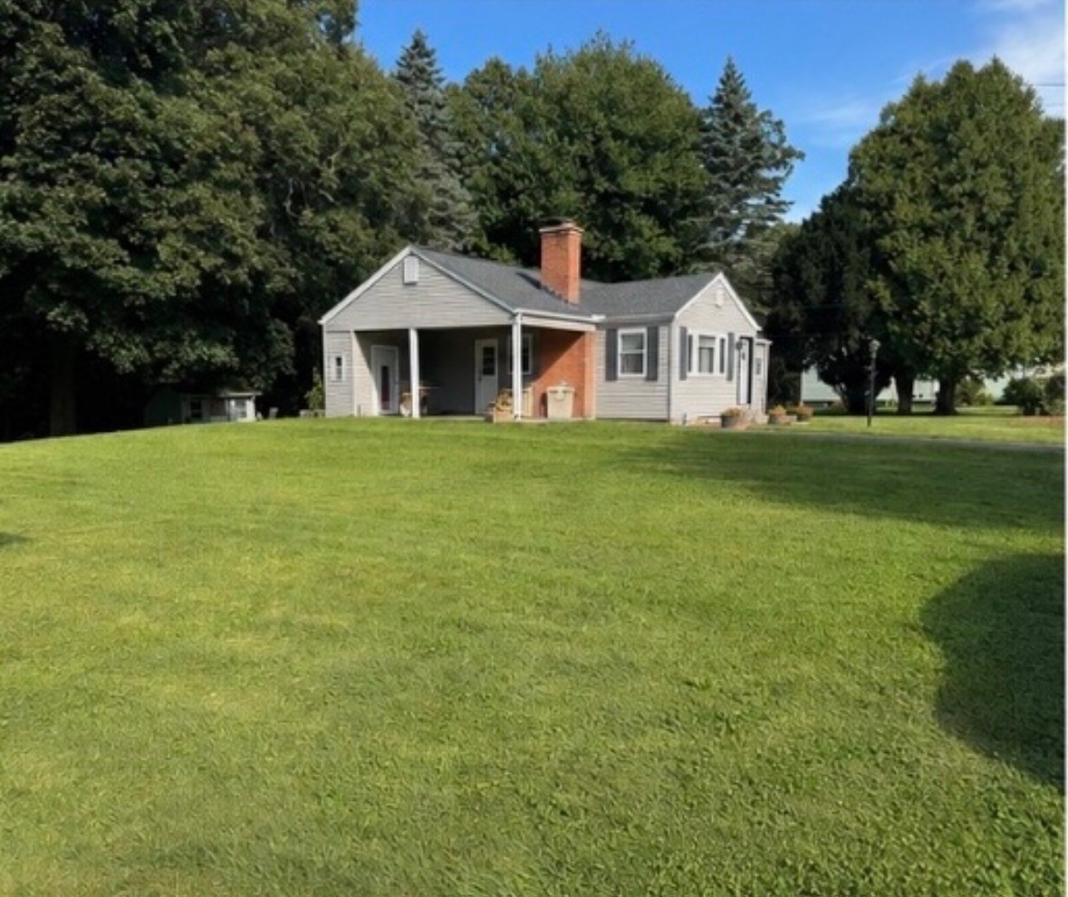 143 Skyridge Street Property Photo 3