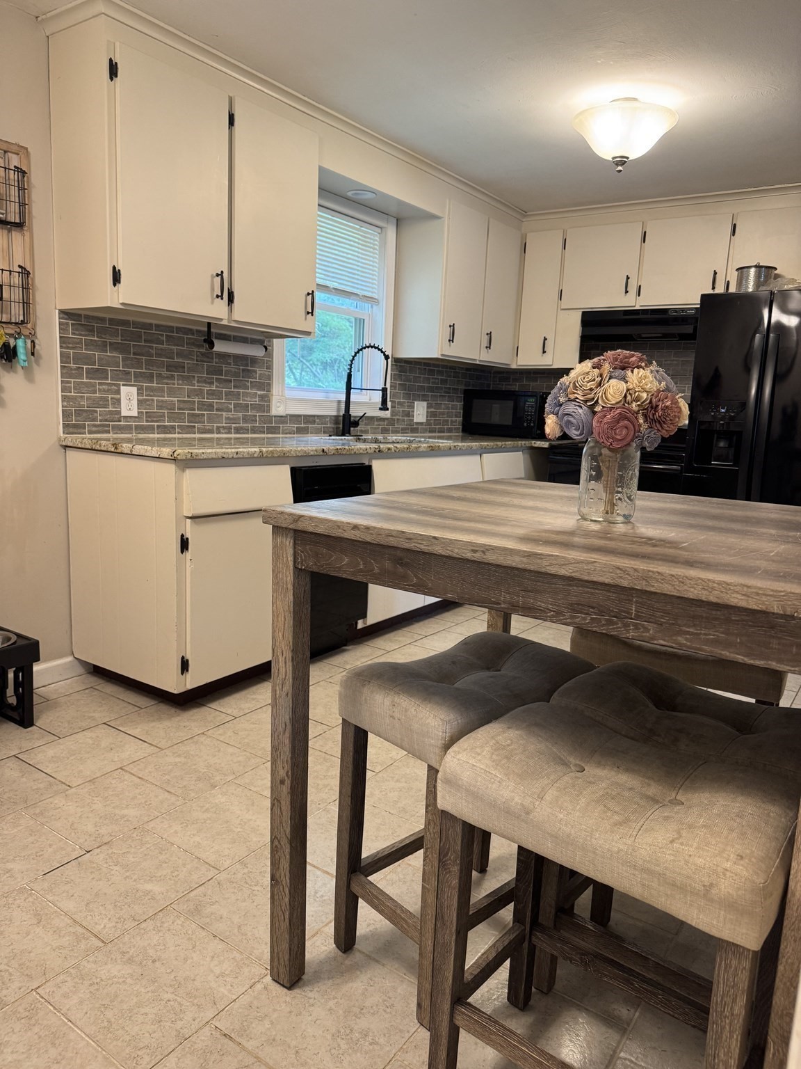 143 Skyridge Street Property Photo 10