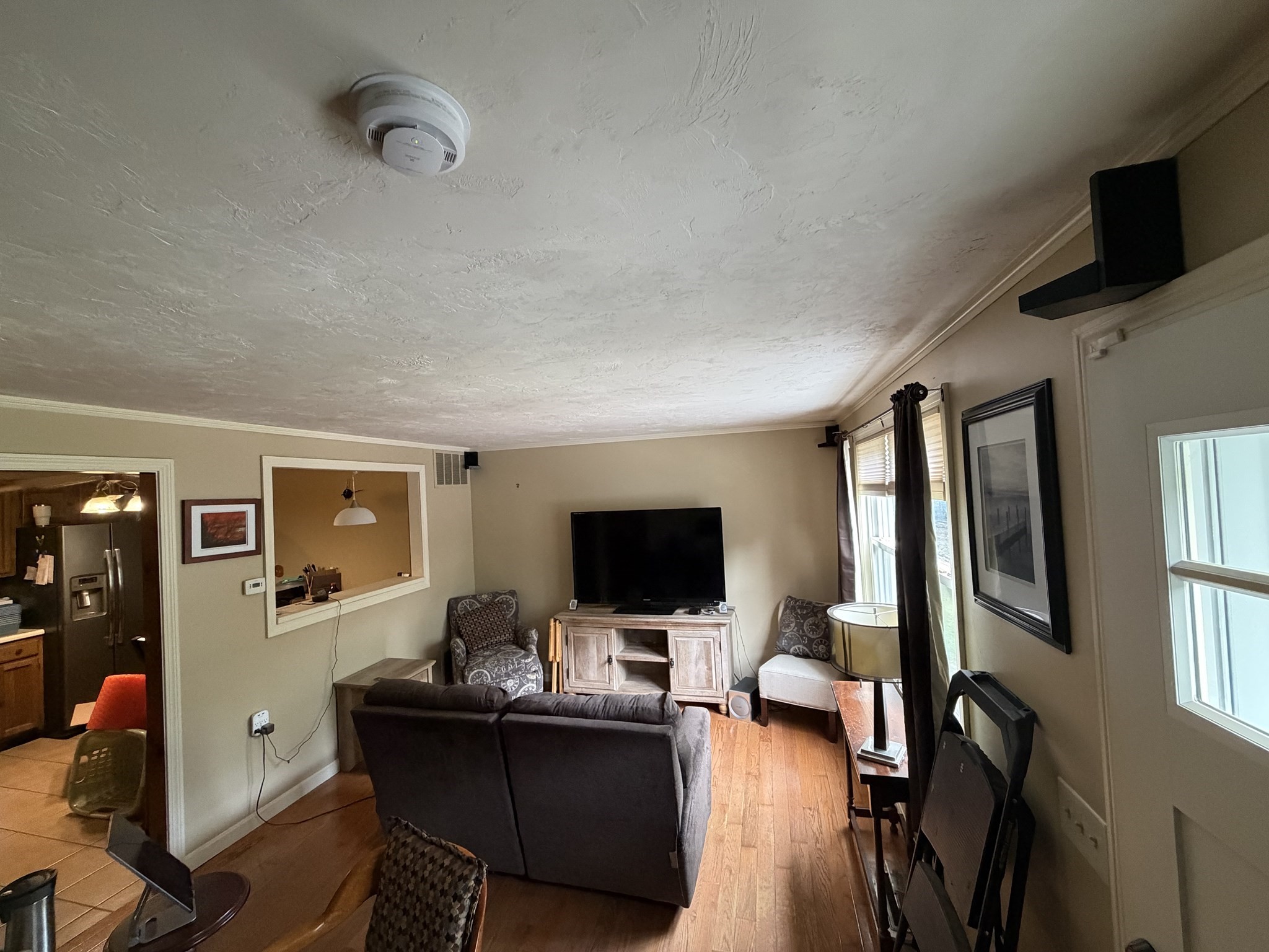 193 Svenson Ave Property Photo 5