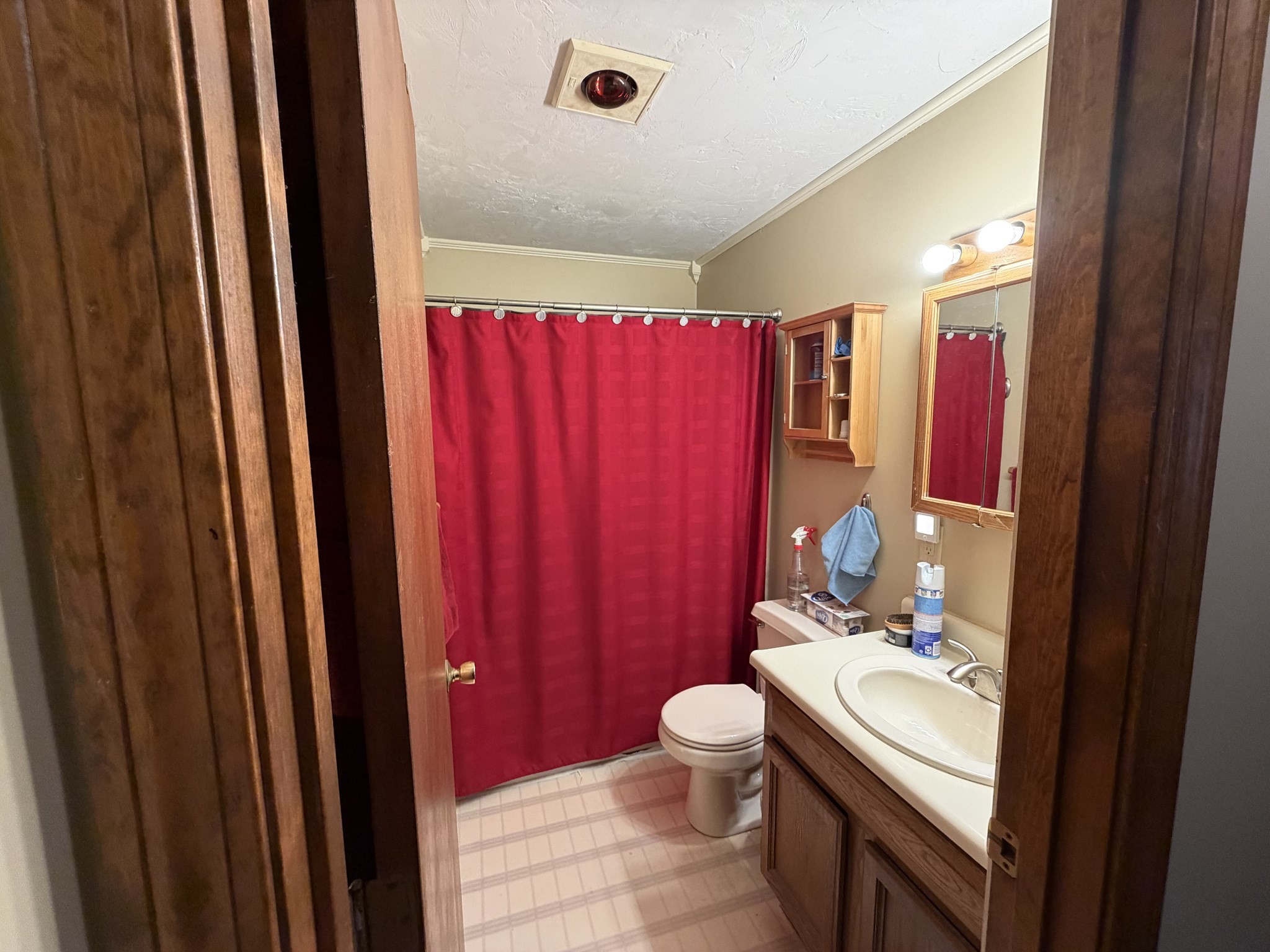 193 Svenson Ave Property Photo 7