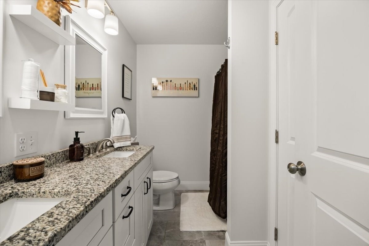 55 Hamlen Street # 5a Property Photo 29