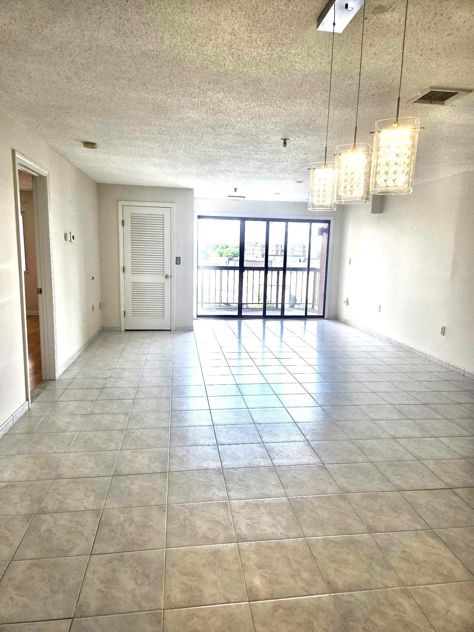 3920 Mystic Valley Pkwy # 410 Property Photo 4