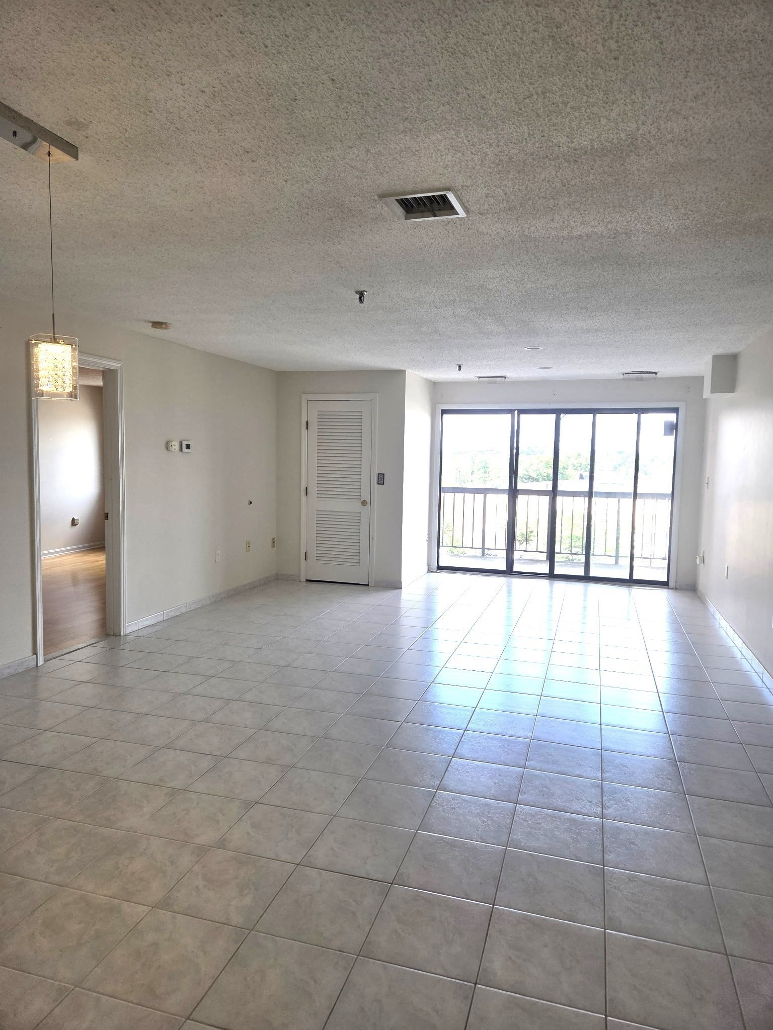 3920 Mystic Valley Pkwy # 410 Property Photo 5