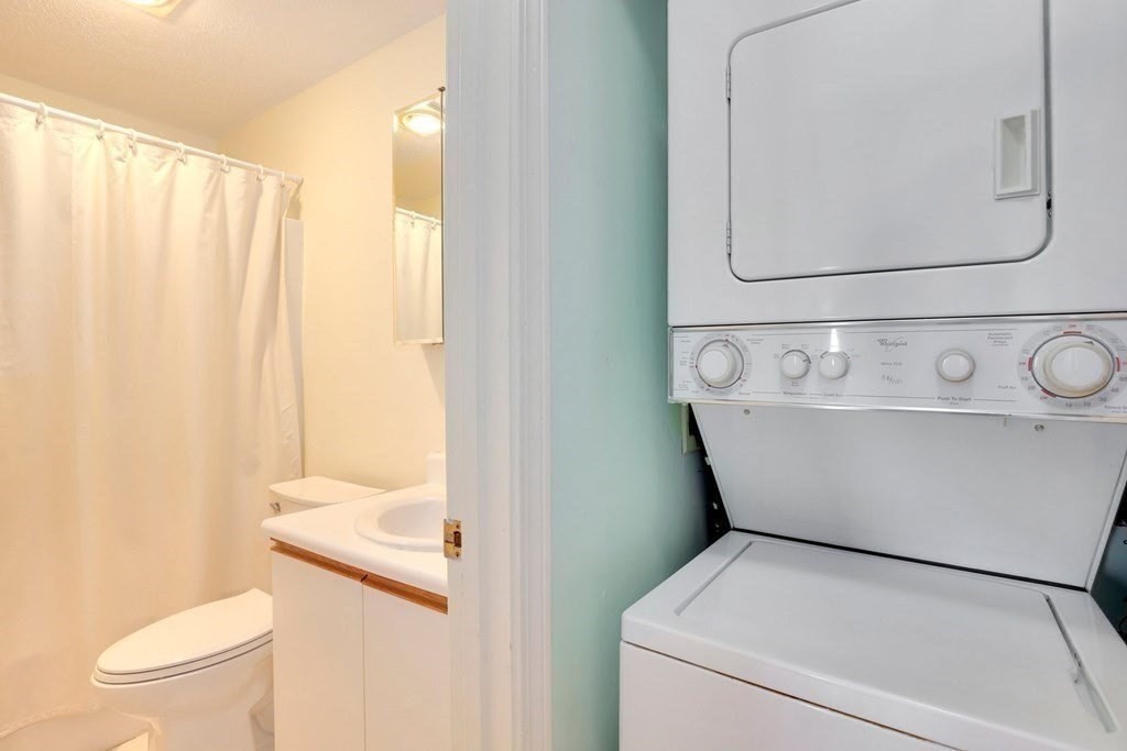 3920 Mystic Valley Pkwy # 410 Property Photo 11