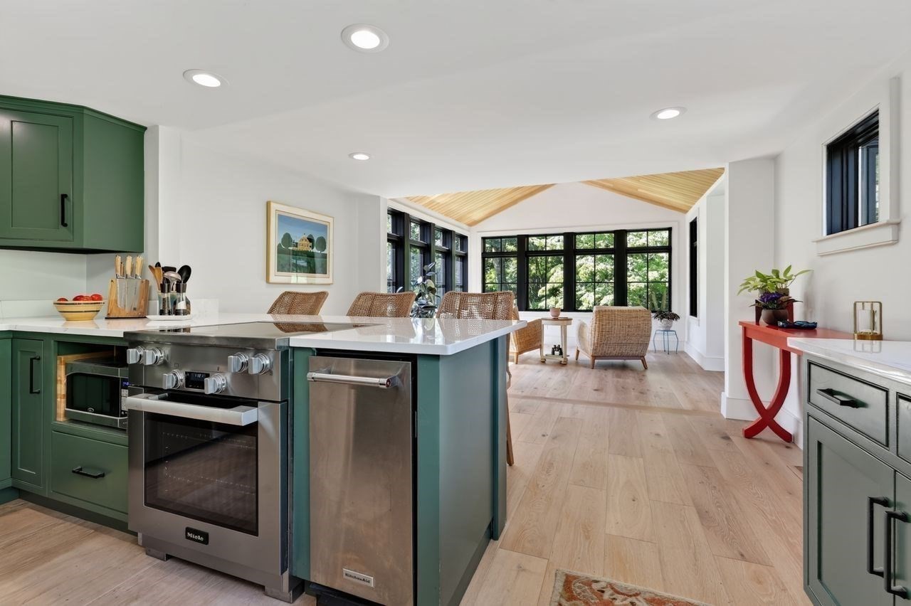 51 Tiffany Road Property Photo 4