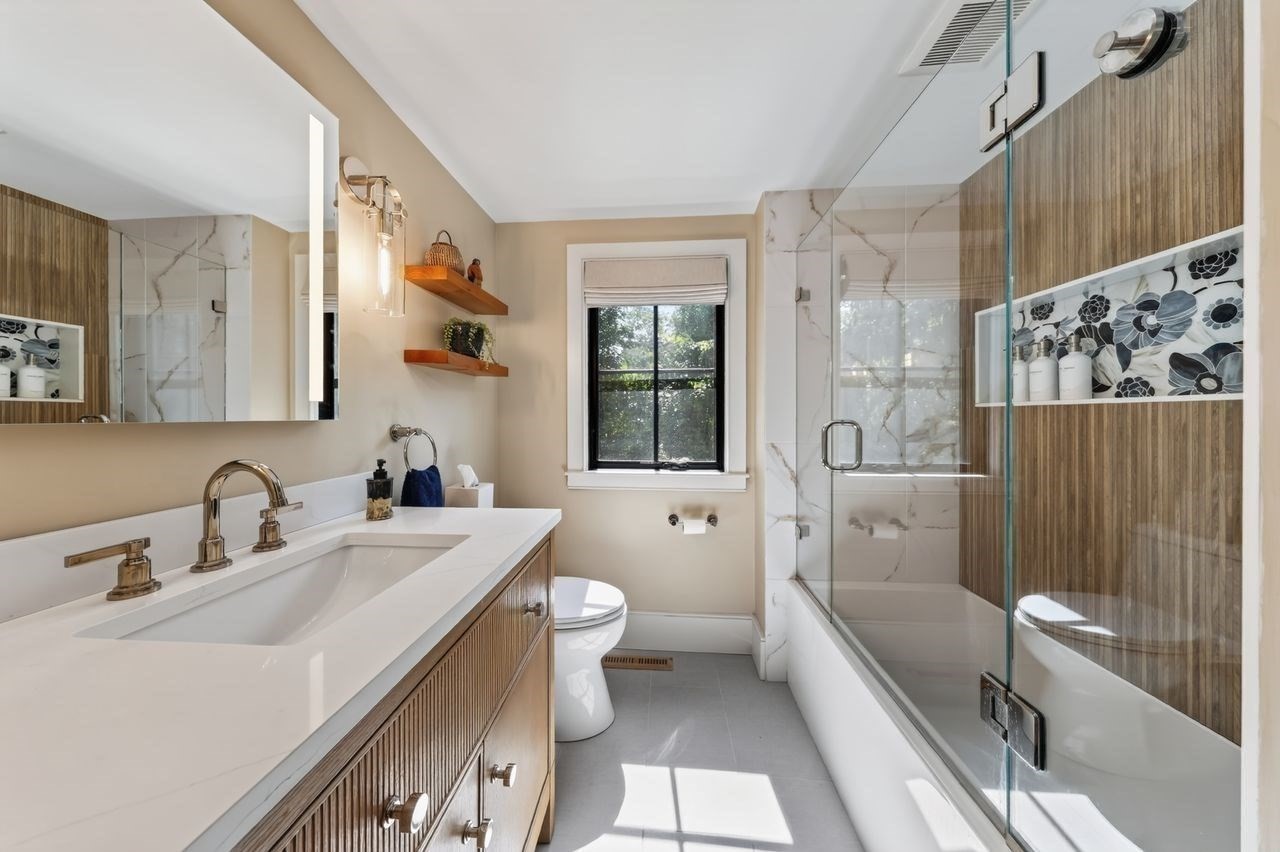 51 Tiffany Road Property Photo 12