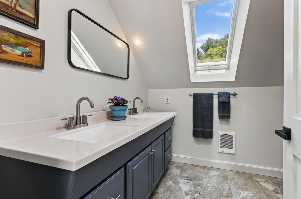 51 Tiffany Road Property Photo 17