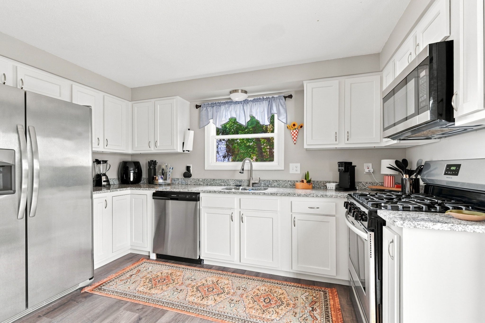 44 Danis St # C Property Photo 7