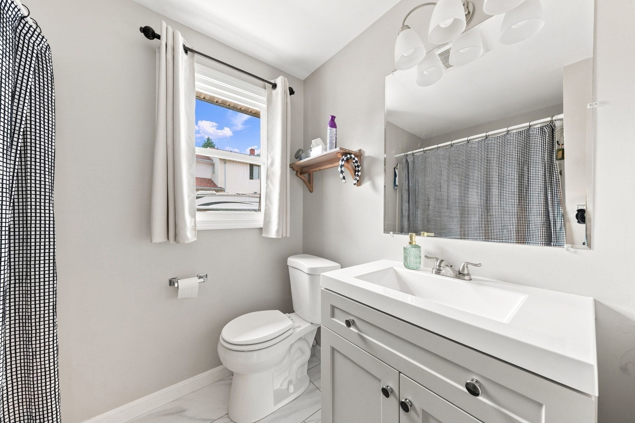 44 Danis St # C Property Photo 18