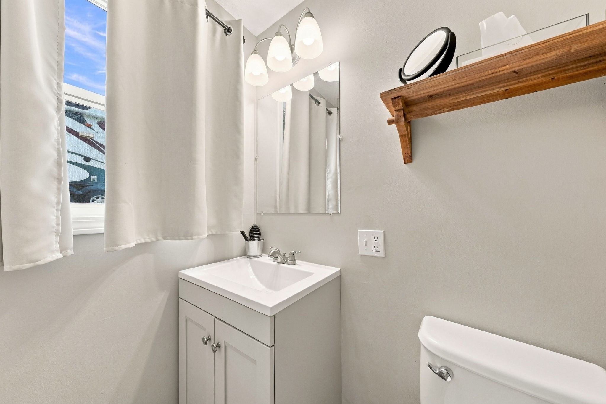 44 Danis St # C Property Photo 19