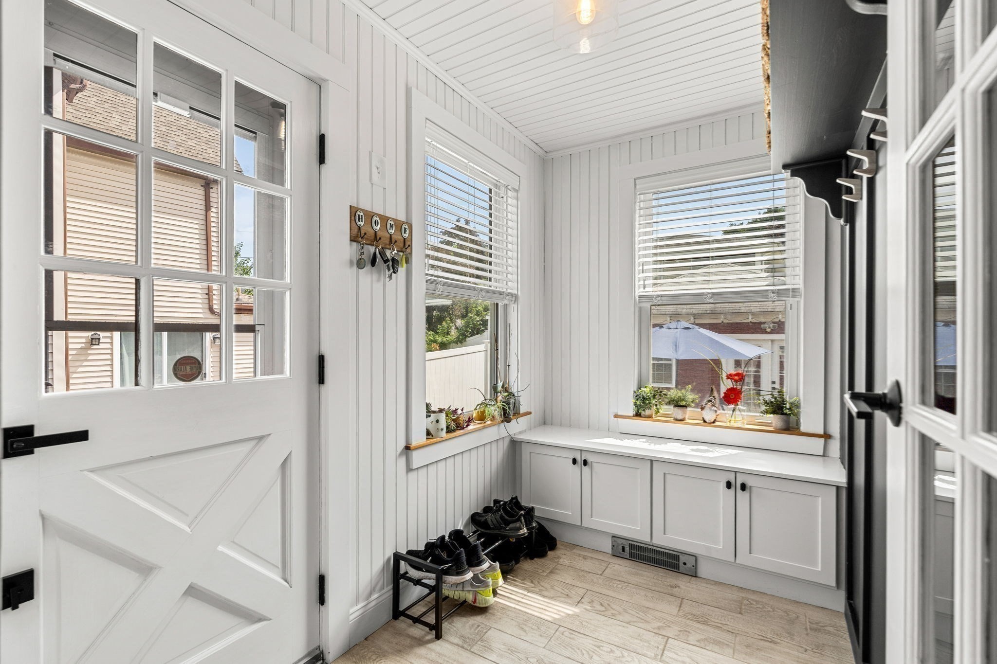 8 Minerva St. Property Photo 10