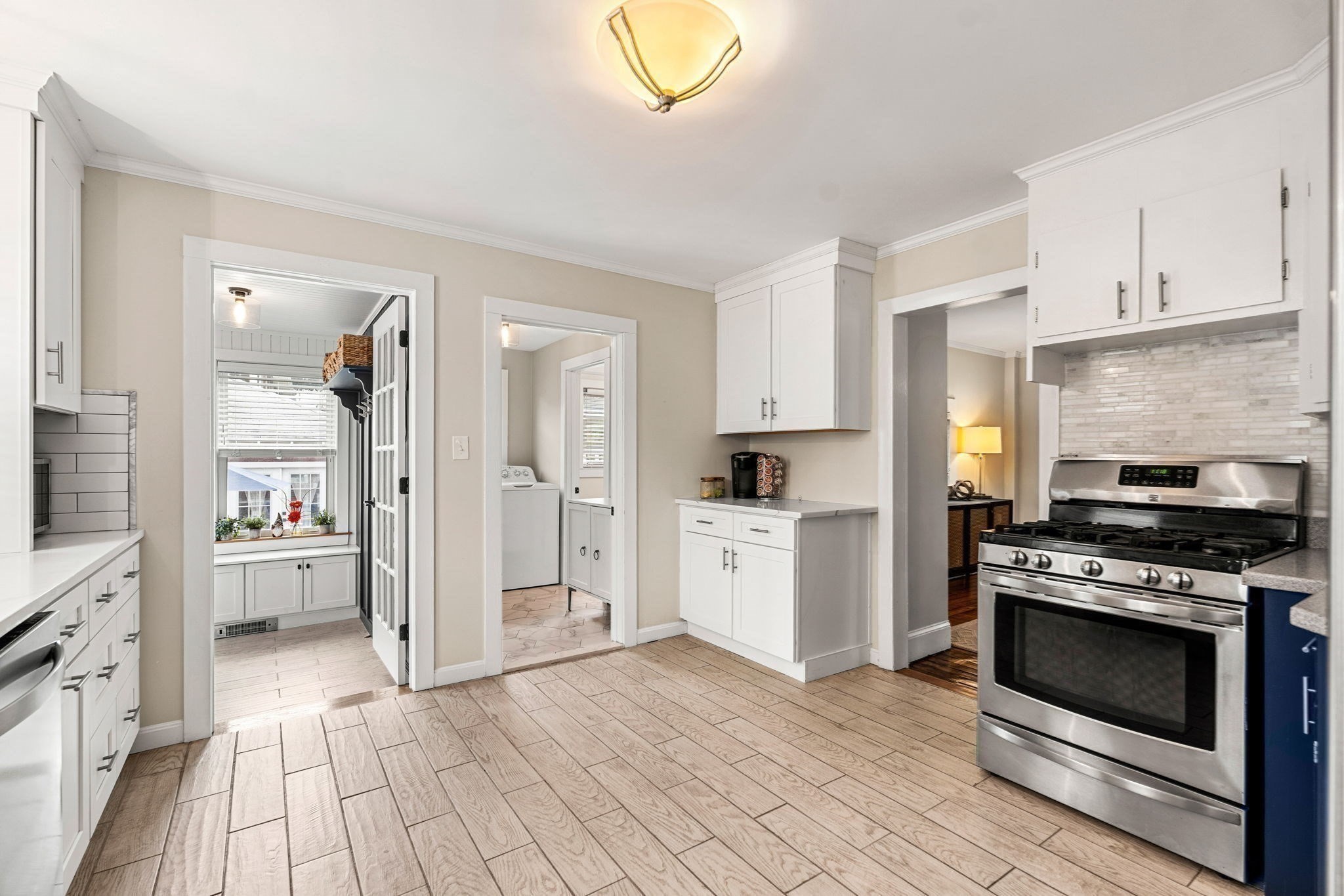 8 Minerva St. Property Photo 13