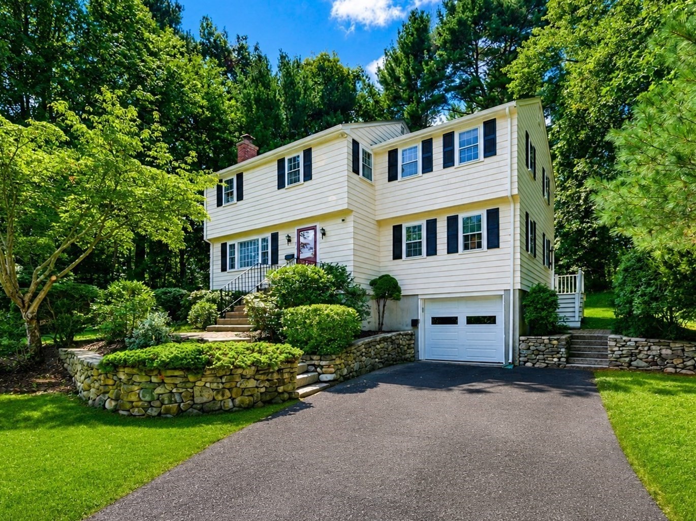7 Cheryl Dr Property Photo 1