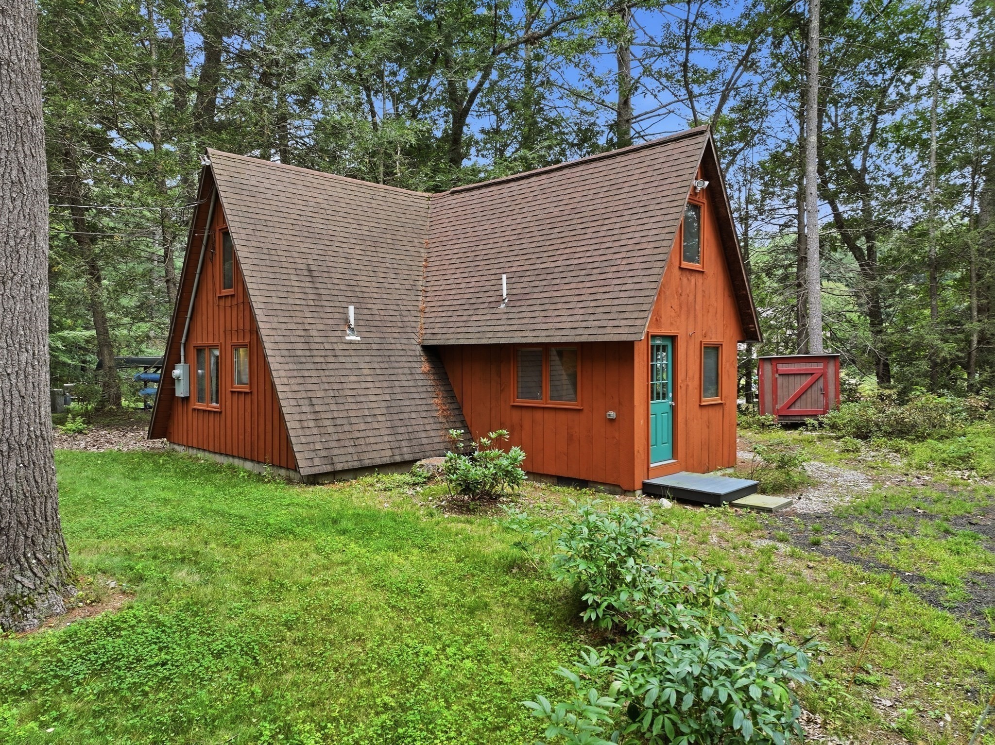 99 Lakeshore Drive Property Photo 3