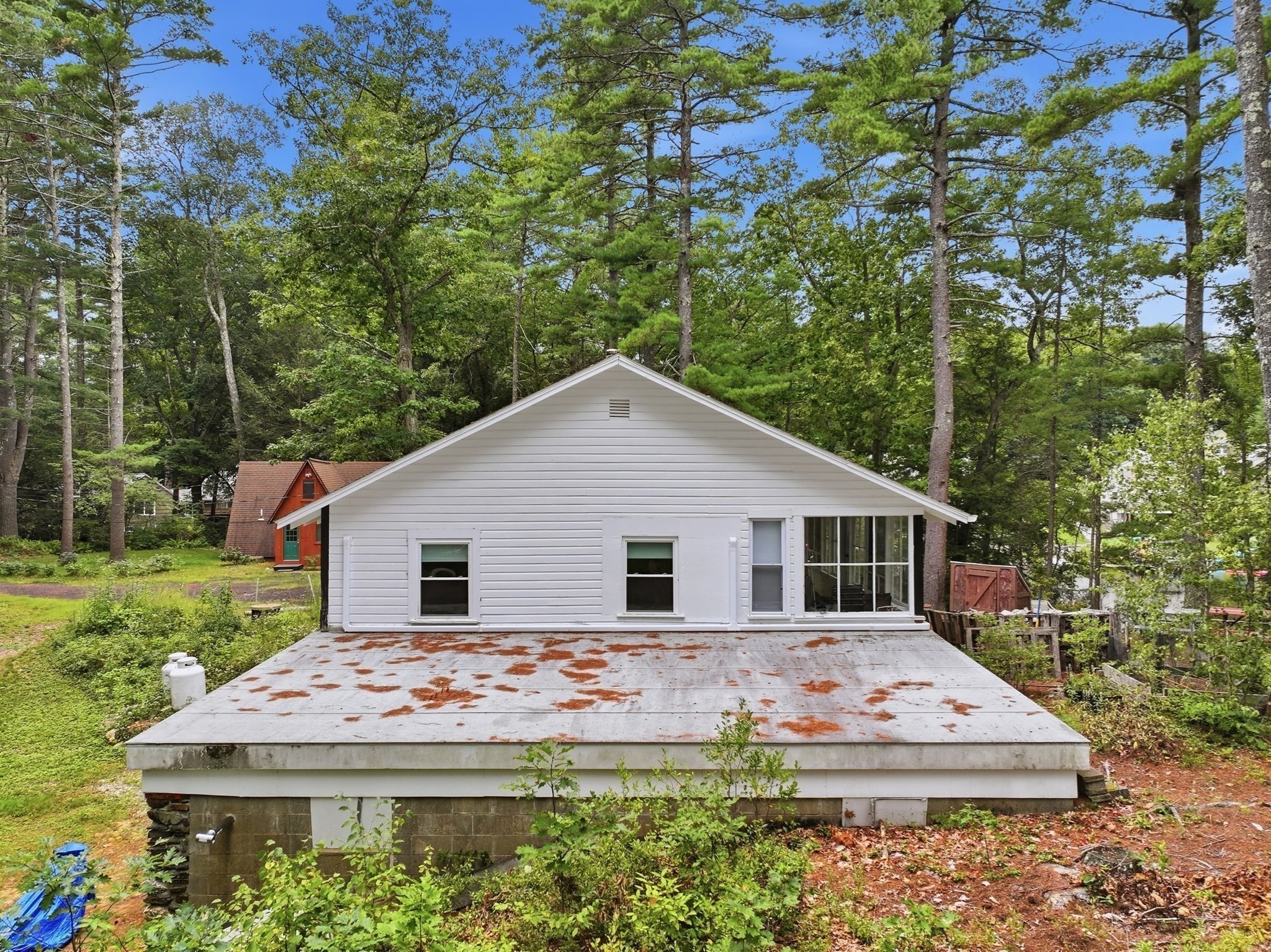 99 Lakeshore Drive Property Photo 25