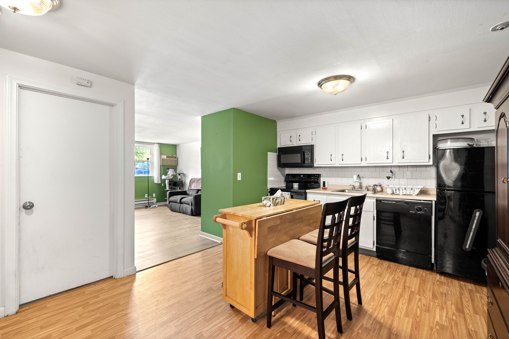 96 Richardson Rd # A5 Property Photo 10