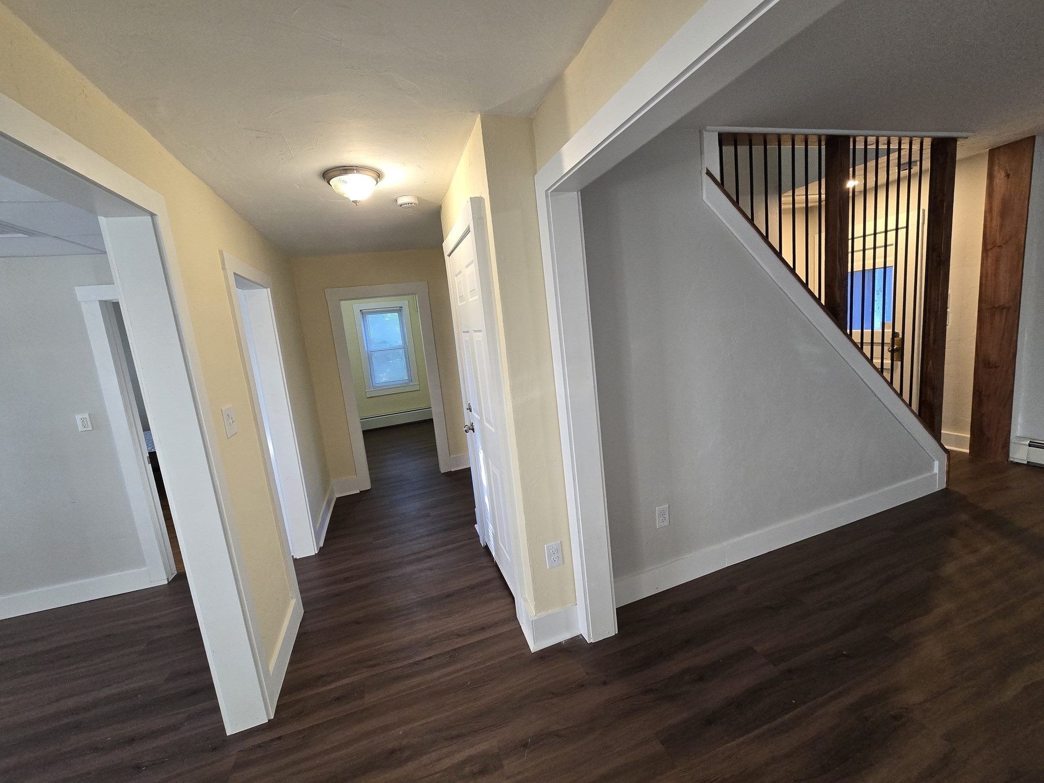 201/203 North Main St # 2b Property Photo 6