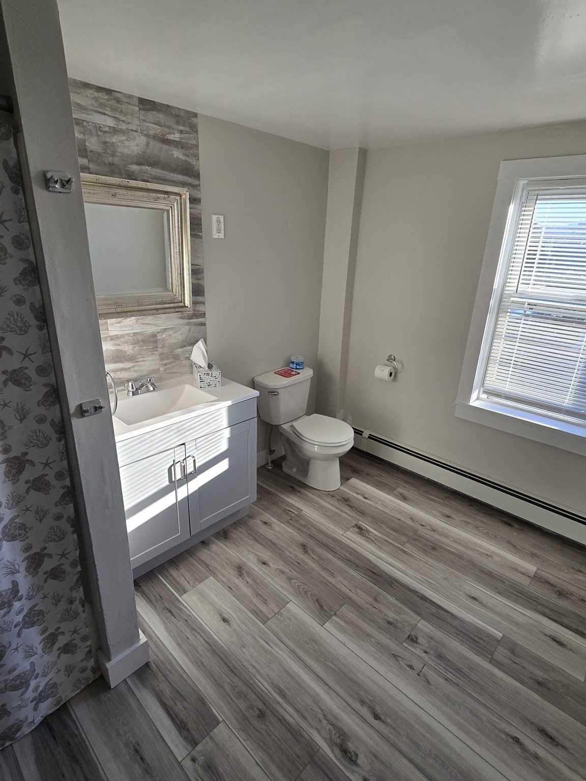 201/203 North Main St # 2b Property Photo 9