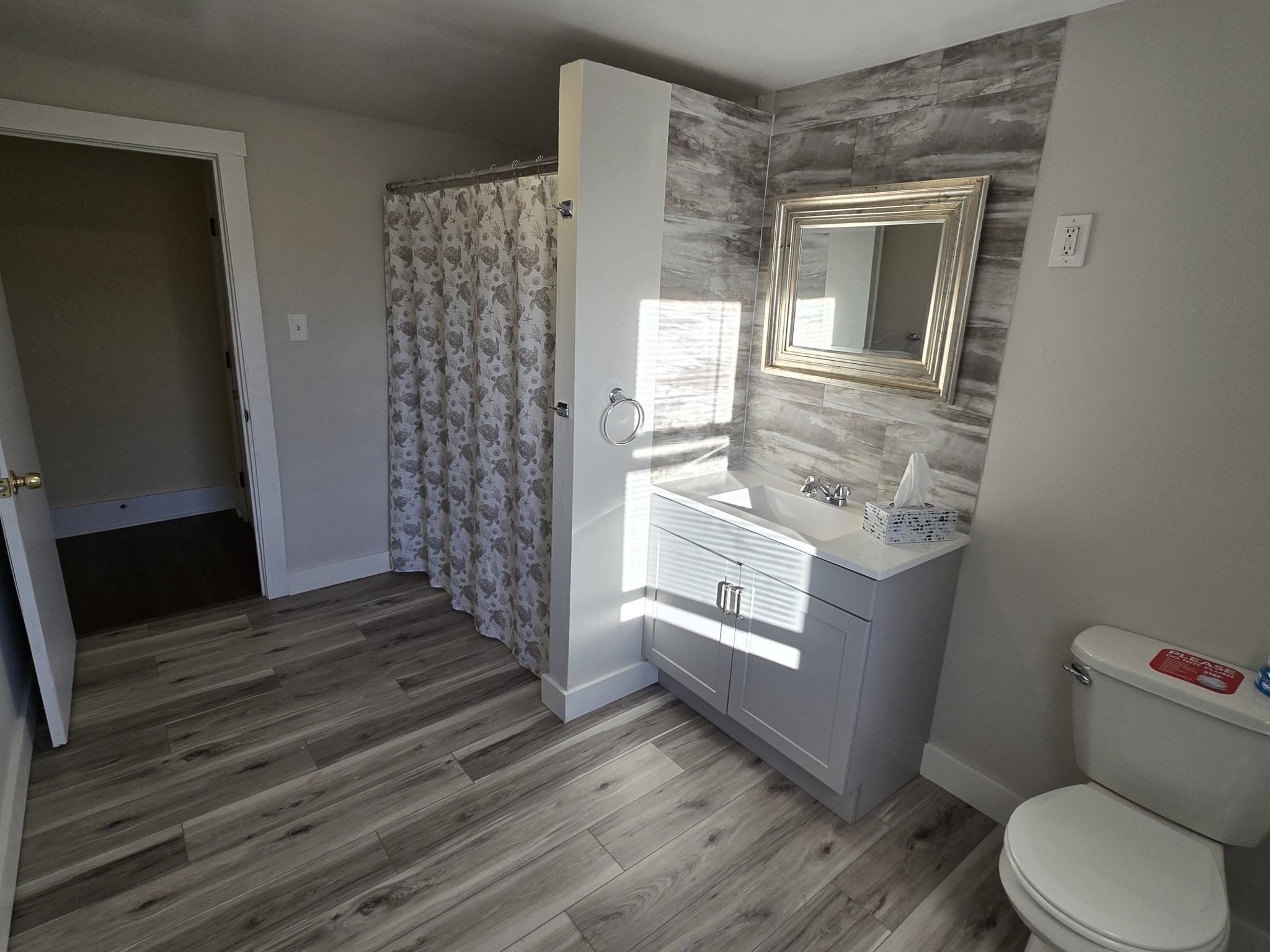 201/203 North Main St # 2b Property Photo 10