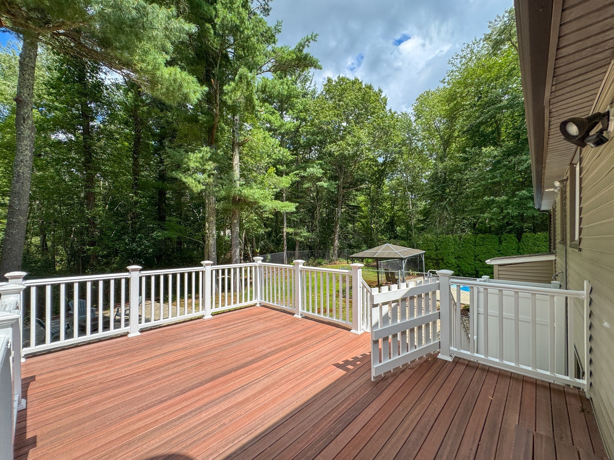 617 Marys Pond Rd Property Photo 13