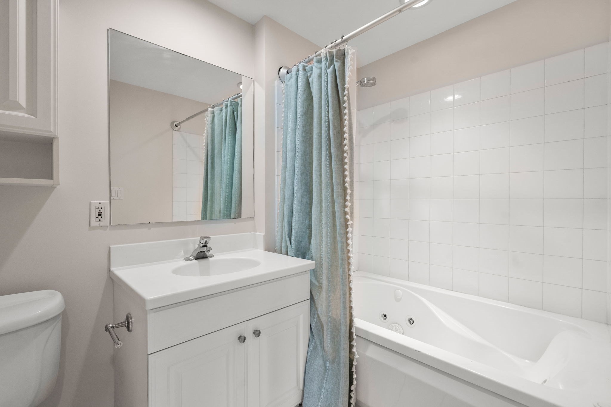 73 Chelsea St # 305 Property Photo 9