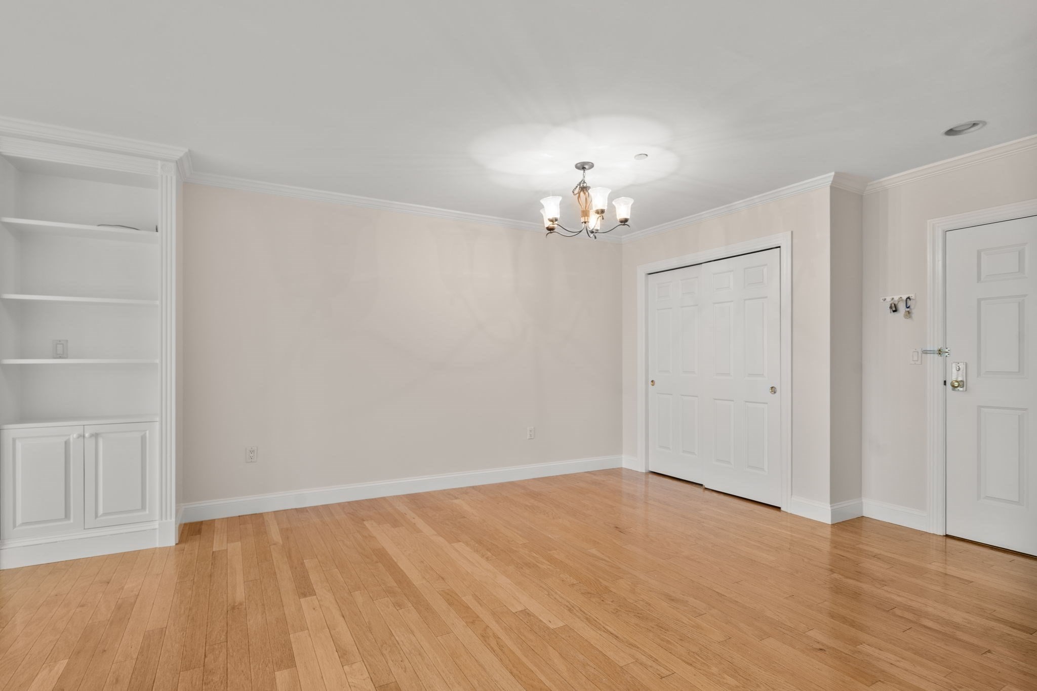 73 Chelsea St # 305 Property Photo 15
