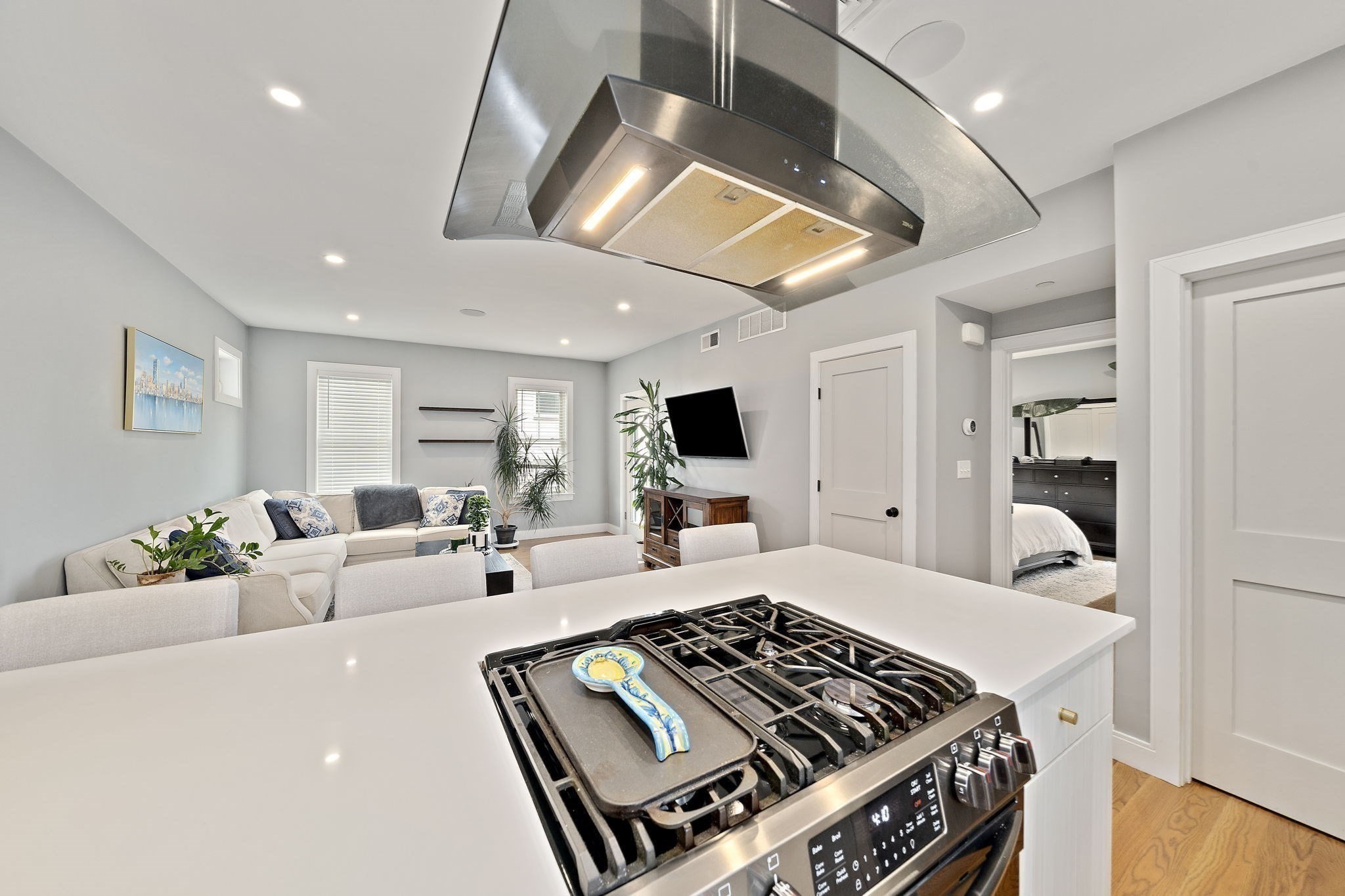64 Armandine Street # 2 Property Photo 4