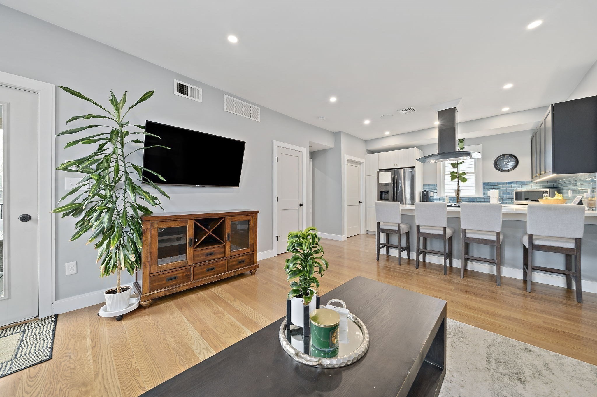 64 Armandine Street # 2 Property Photo 8