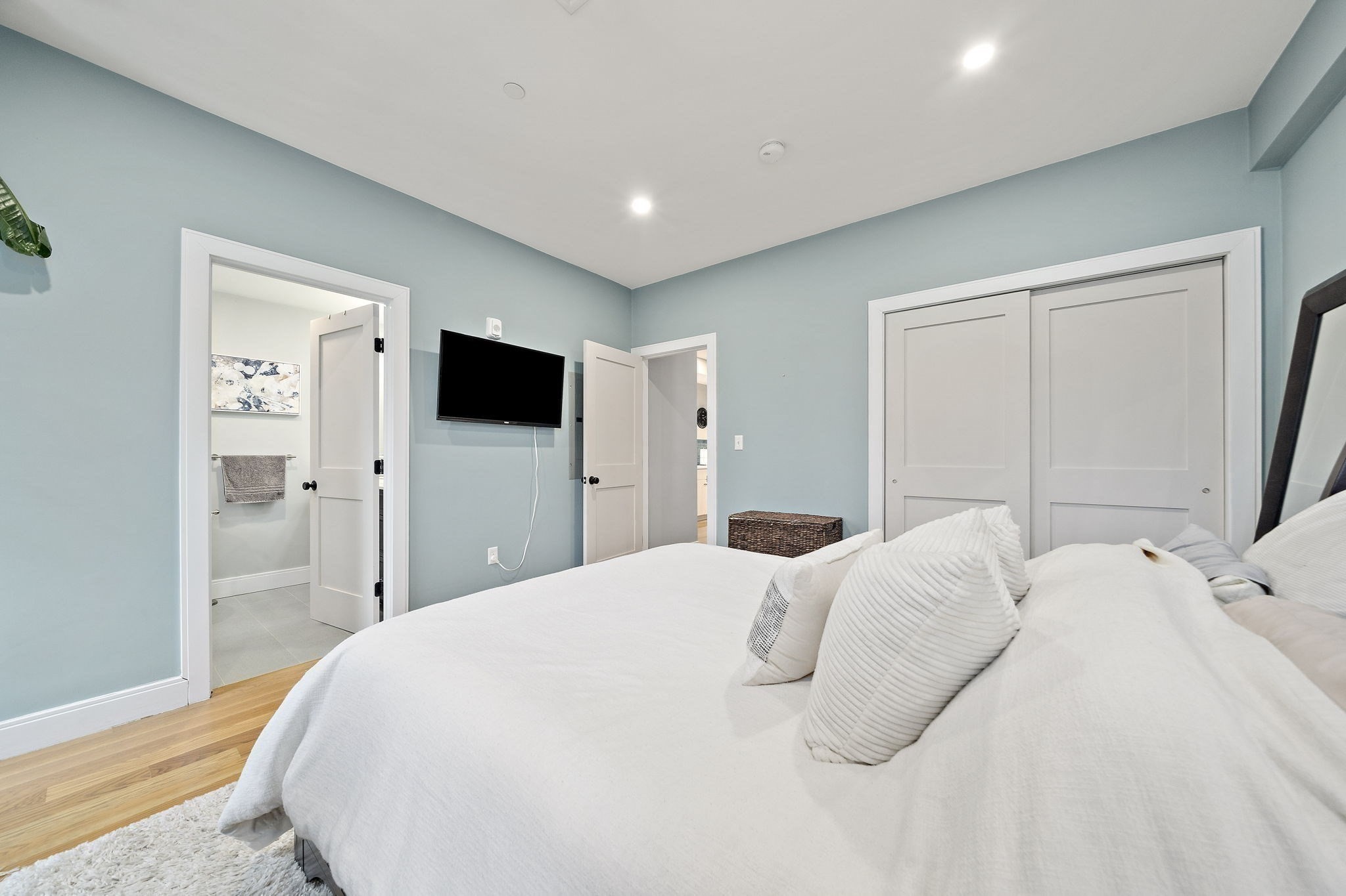 64 Armandine Street # 2 Property Photo 11