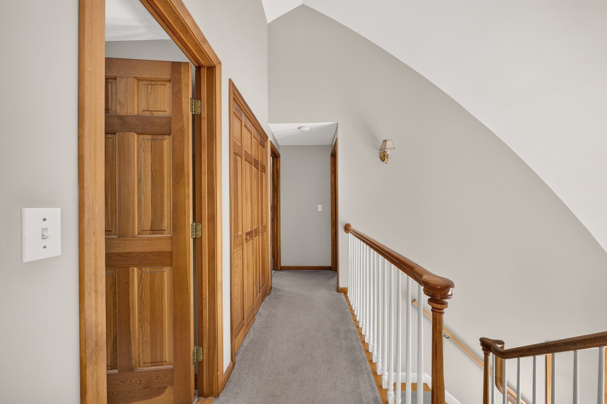 32 Slades Farm Ln Property Photo 28