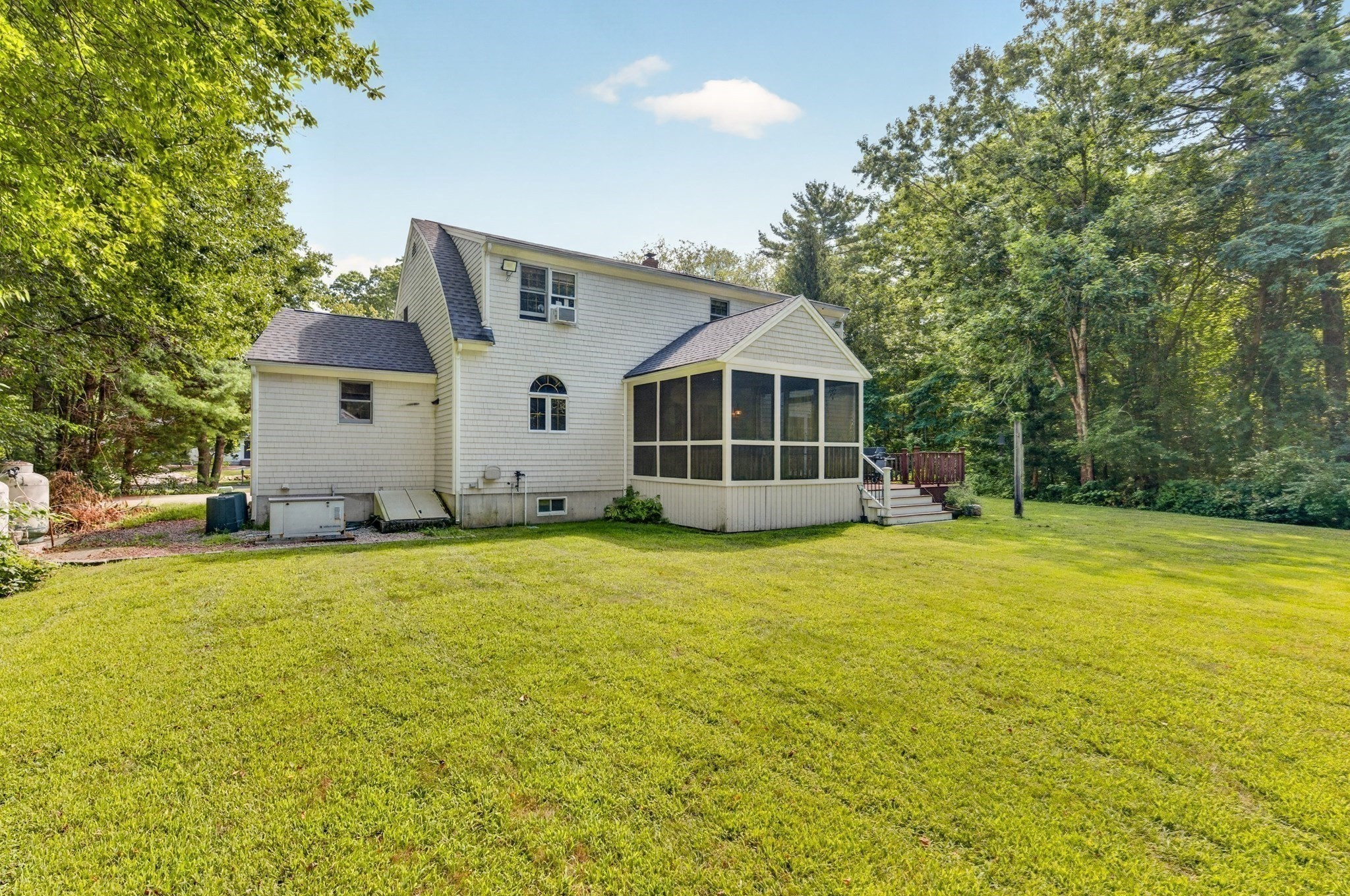 32 Slades Farm Ln Property Photo 38