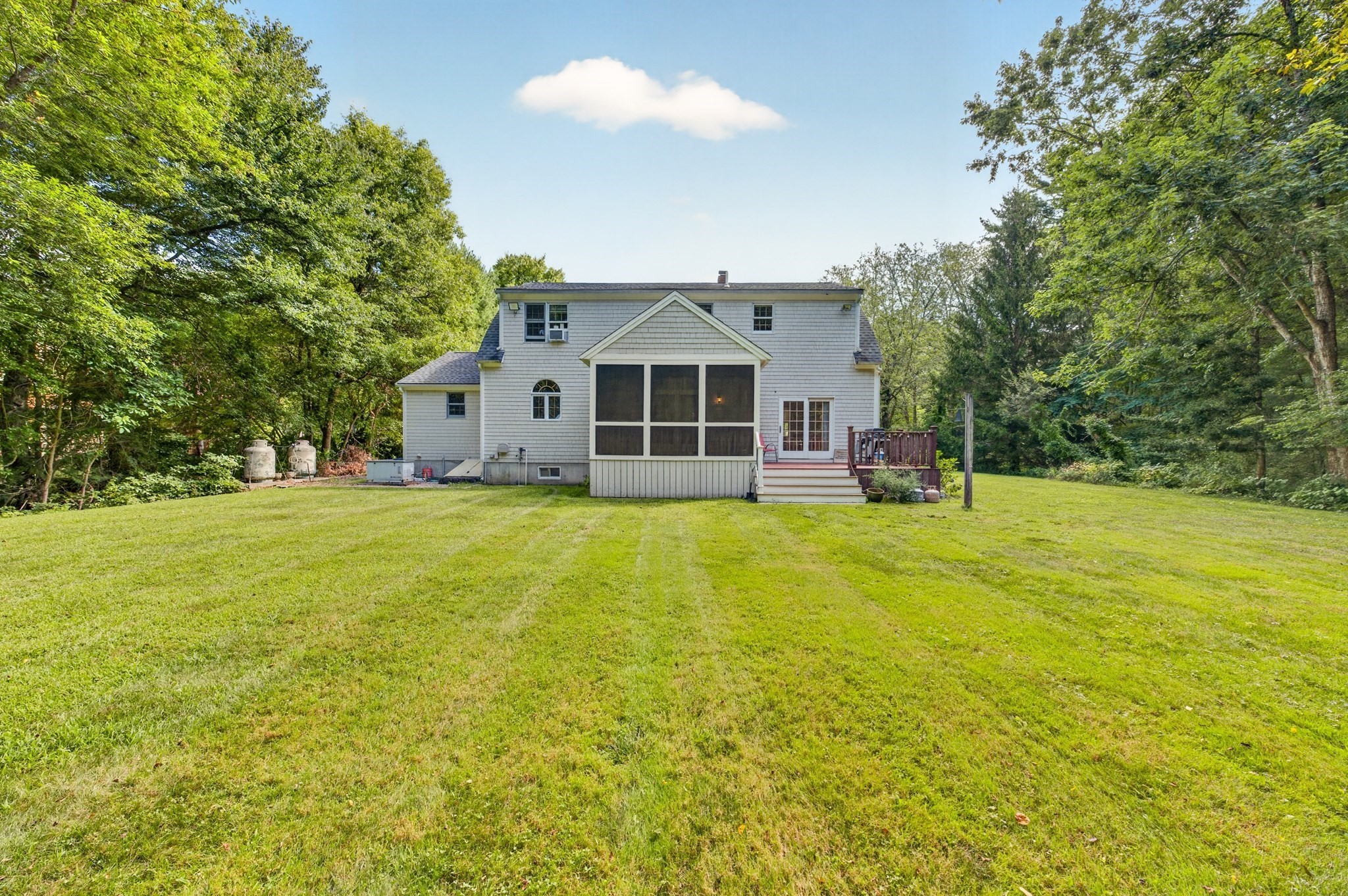 32 Slades Farm Ln Property Photo 39