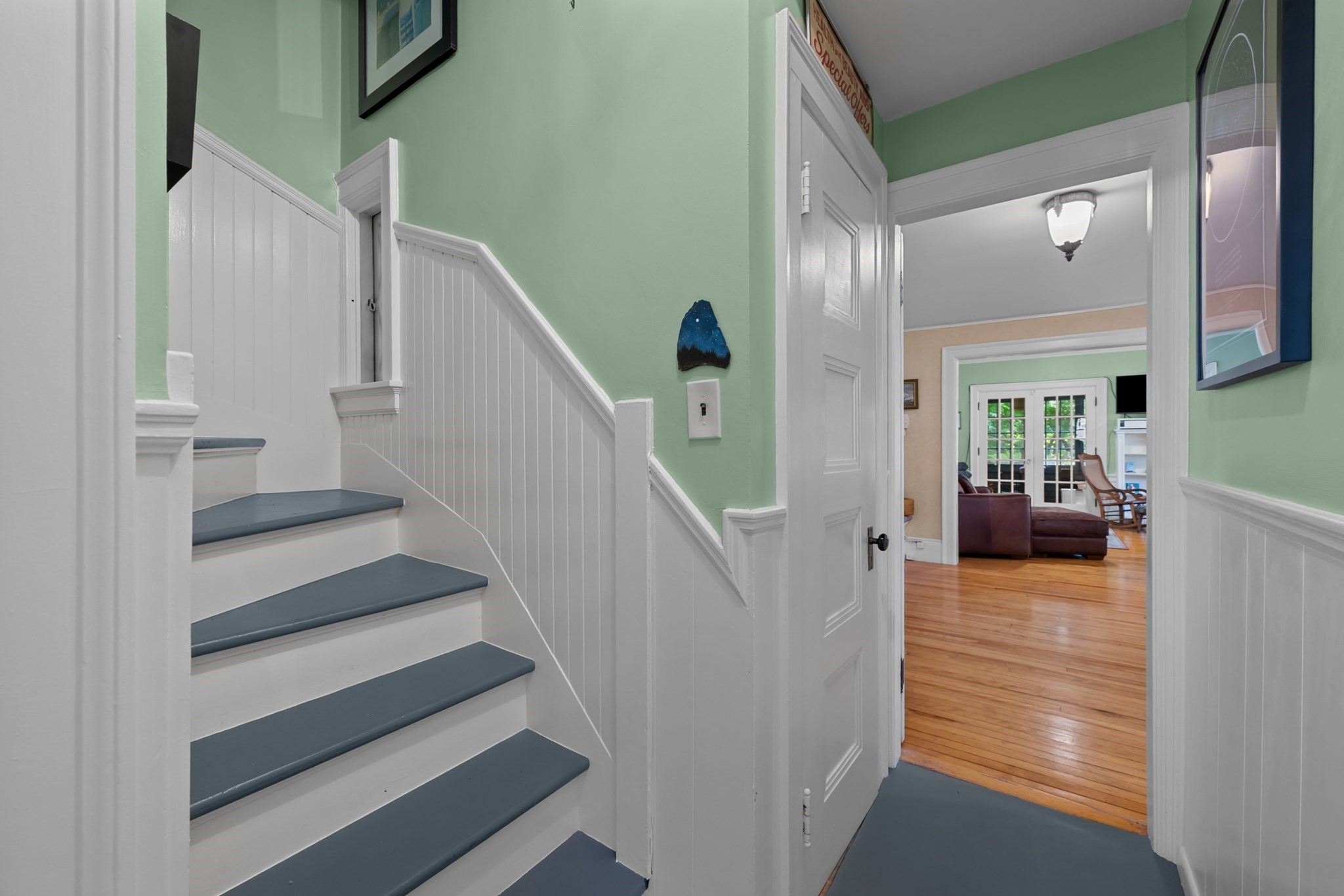 25 Kenwood Ave Property Photo 11