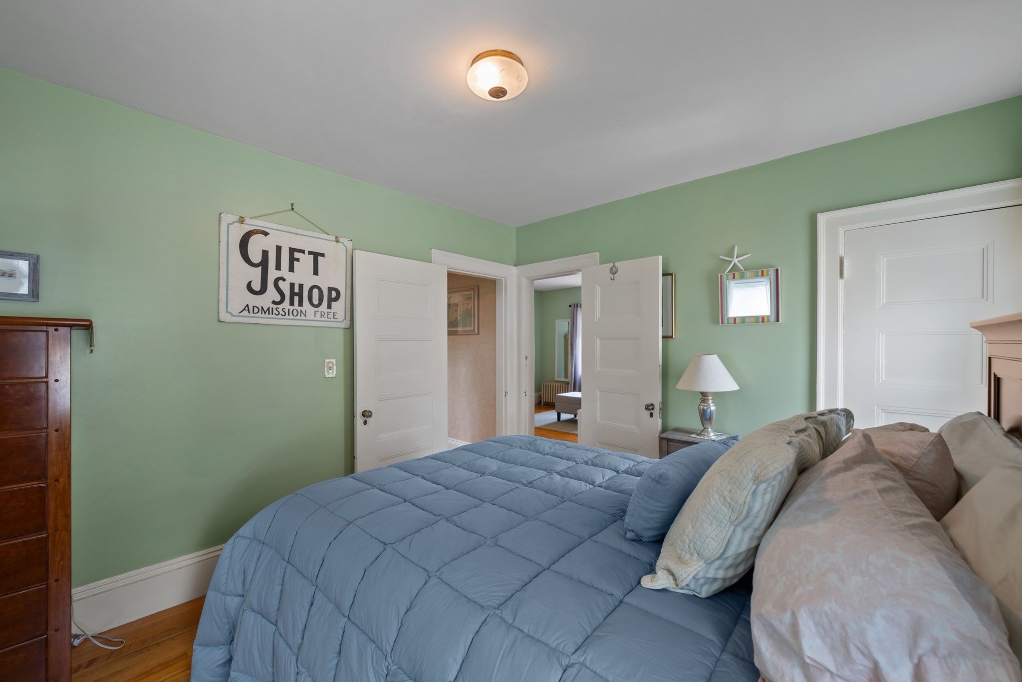 25 Kenwood Ave Property Photo 22