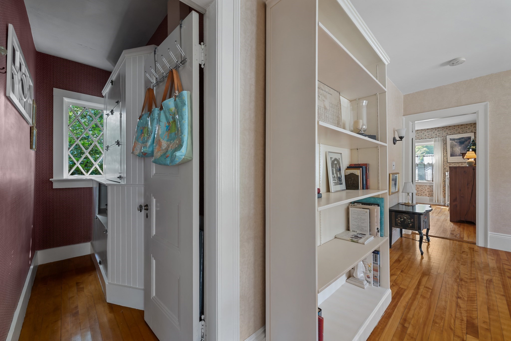 25 Kenwood Ave Property Photo 26